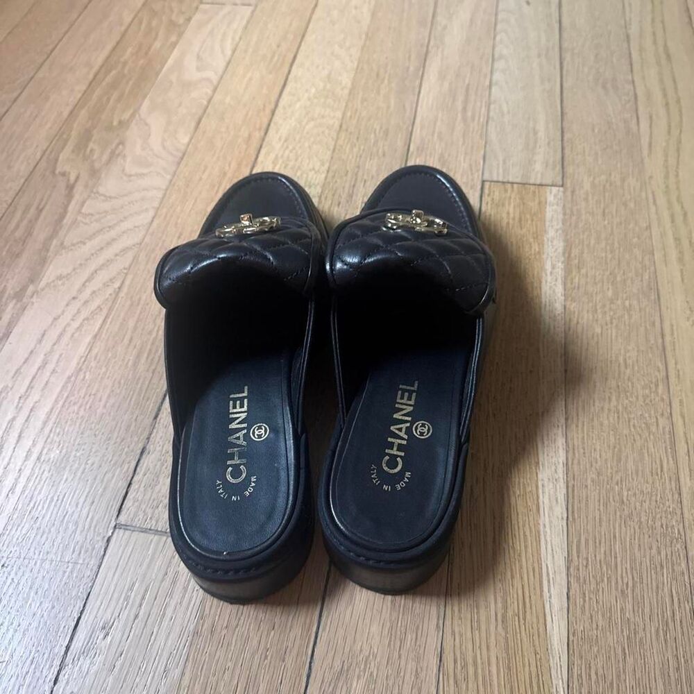Chanel Women's Black Mules - Picture 2 of 5
